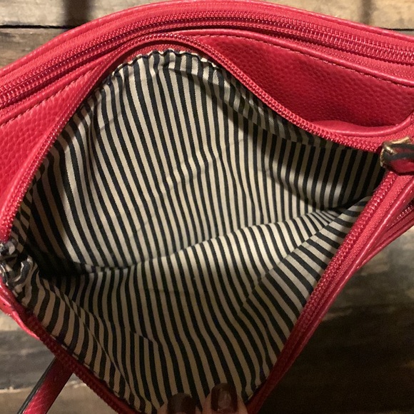 Mathew + Julian Vegan Leather Crossbody Purse Bag - Picture 8 of 8